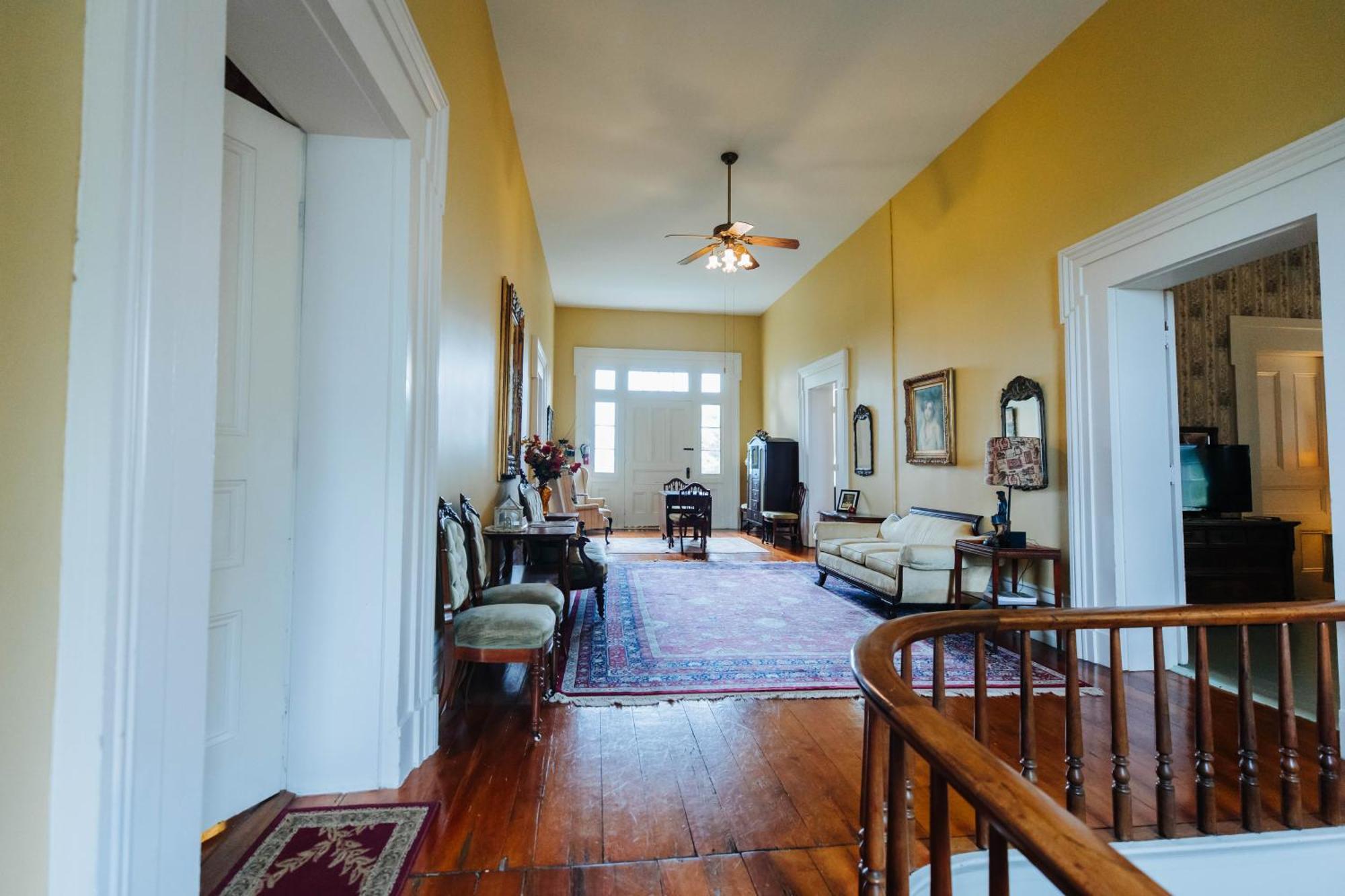 Maple Hill Manor Bed & Breakfast Springfield Екстериор снимка