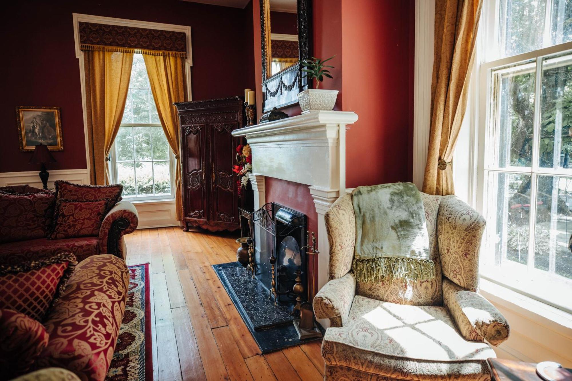 Maple Hill Manor Bed & Breakfast Springfield Екстериор снимка