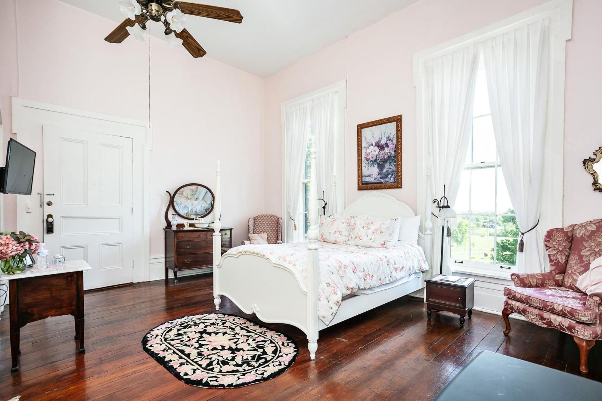 Maple Hill Manor Bed & Breakfast Springfield Екстериор снимка