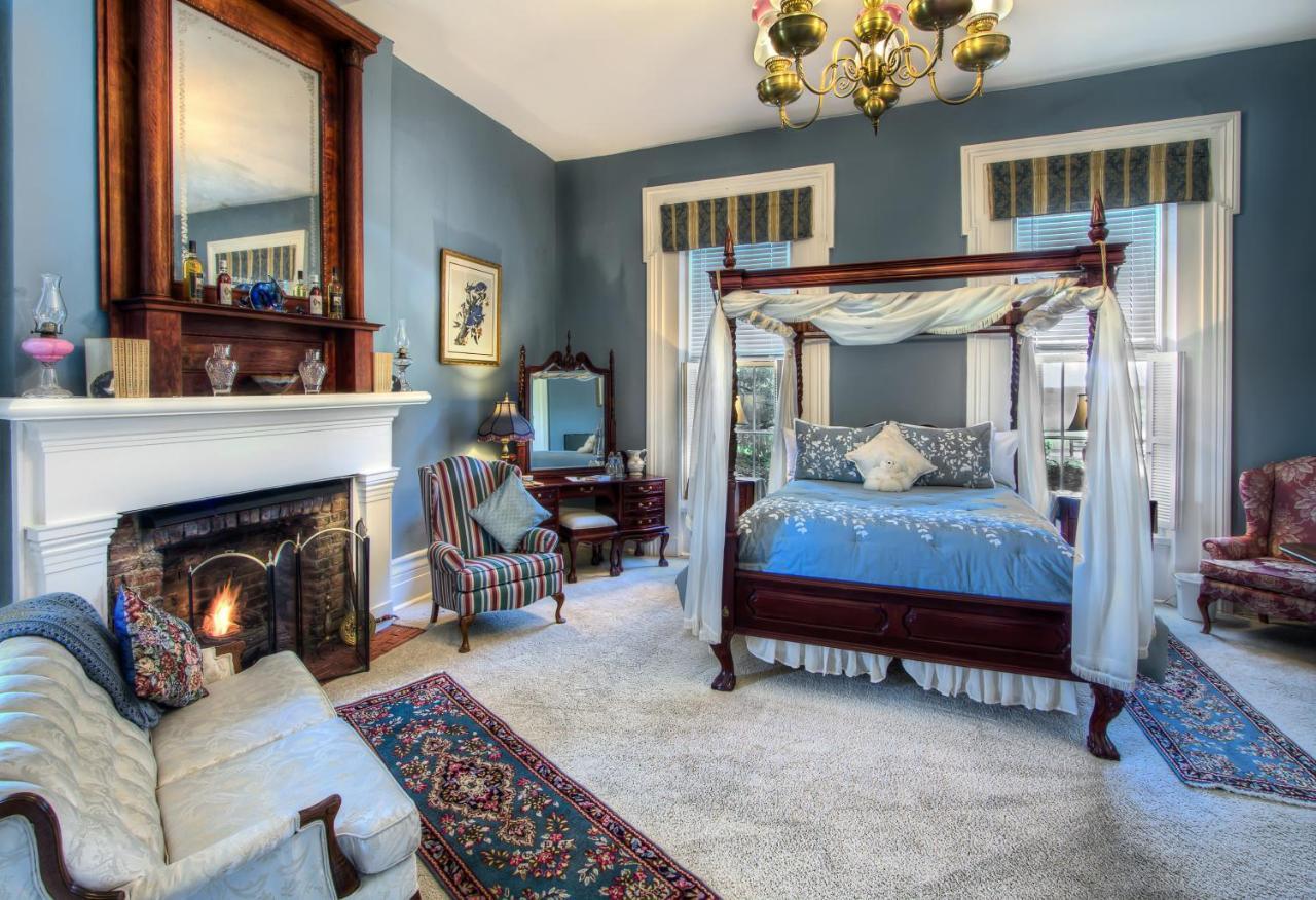 Maple Hill Manor Bed & Breakfast Springfield Екстериор снимка